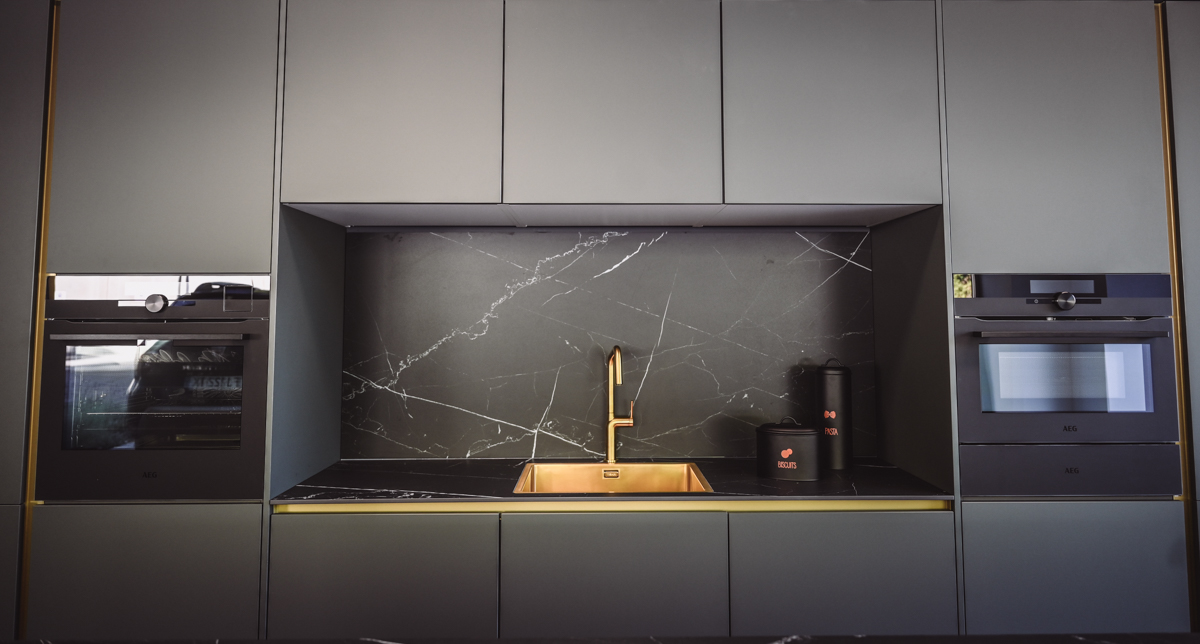 Cuisine sur-mesure exposée au showroom Kichen Heem à Fentange